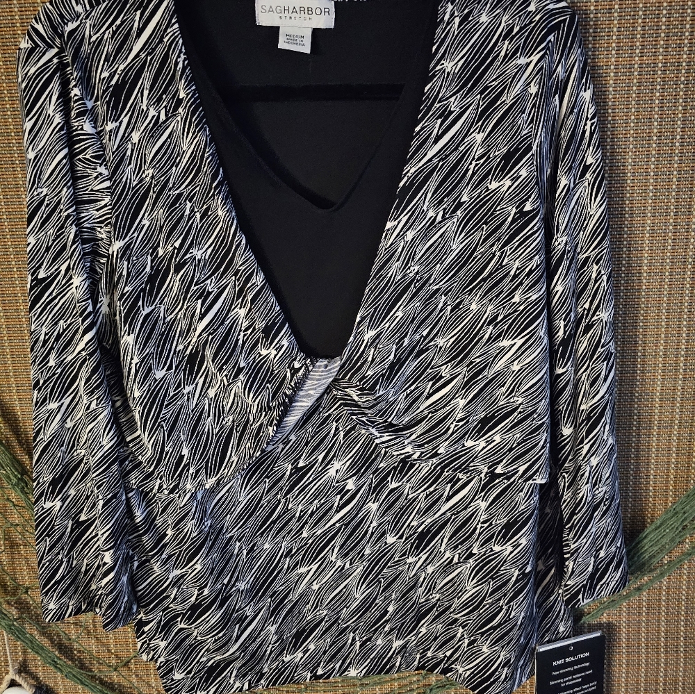 BLOUSE